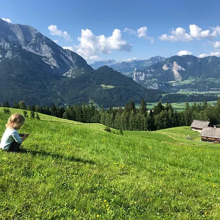 Stieglschuster, Middle Of 5-skiarea & Mountain View 360 Apartamento Irdning