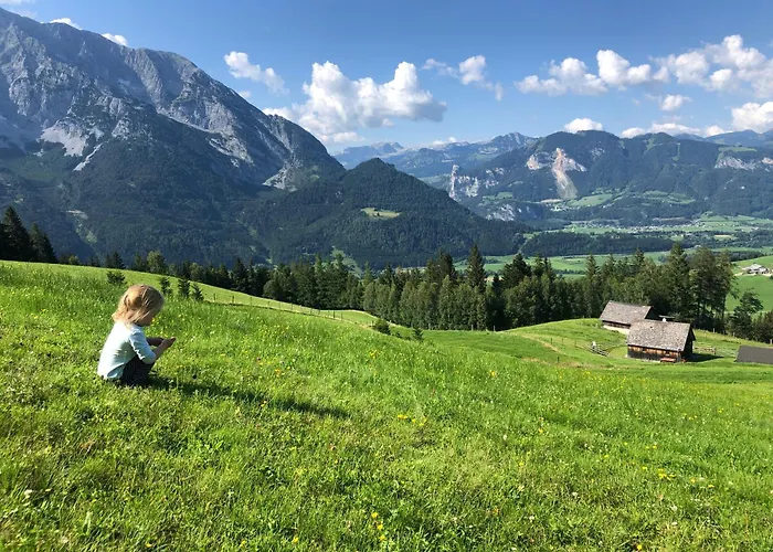 Stieglschuster, Middle Of 5-skiarea & Mountain View 360 Appartamento Irdning